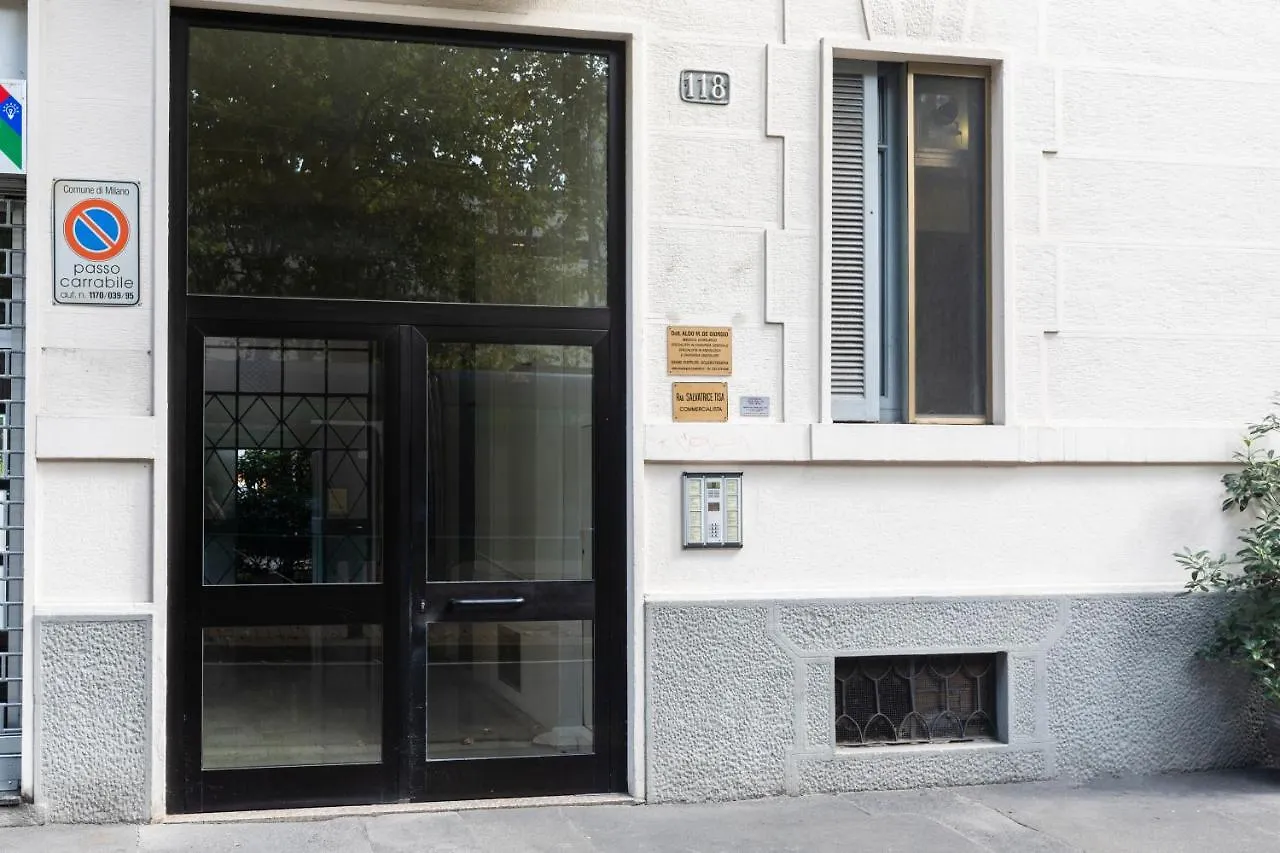 Casa Zara - Metro Lines Apartment Milan 0*,  Italy