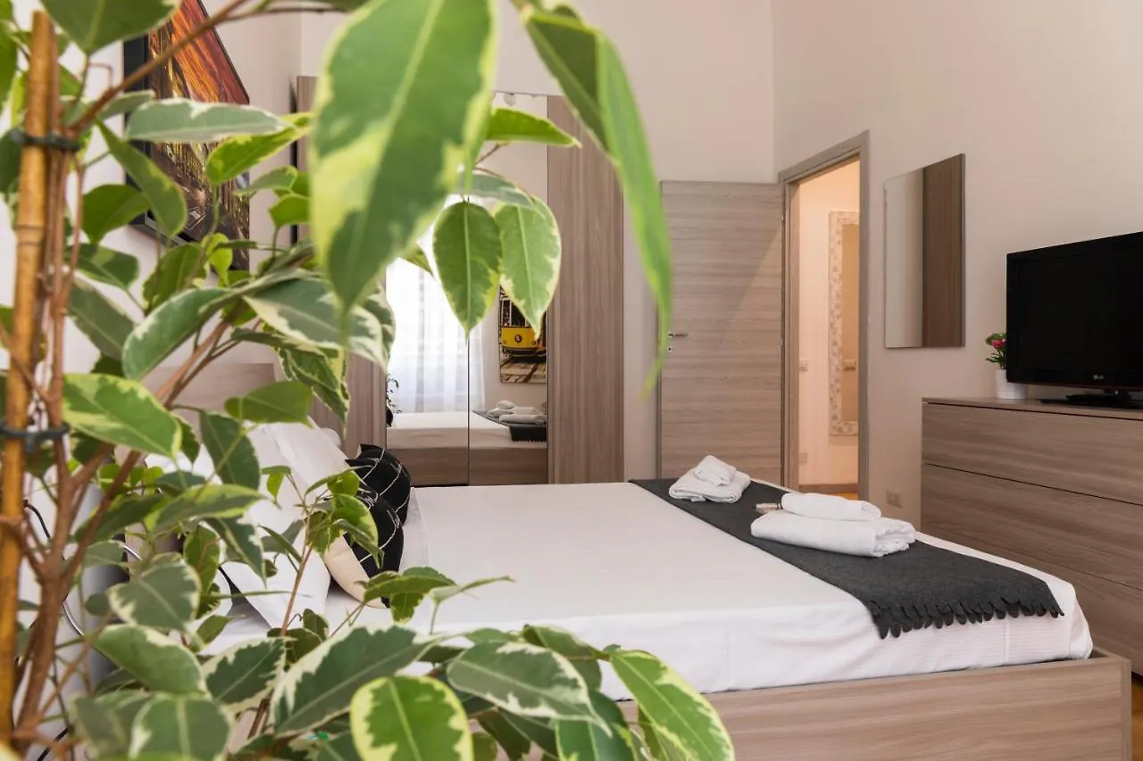 Ferienwohnung Casa Zara - Metro Lines Mailand